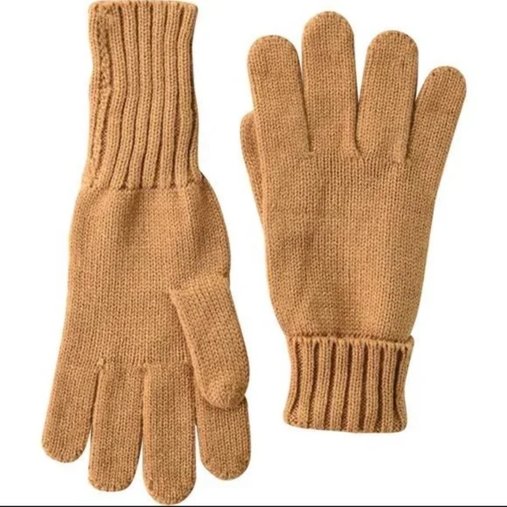 NWT Amazon Essentials Knit Gloves